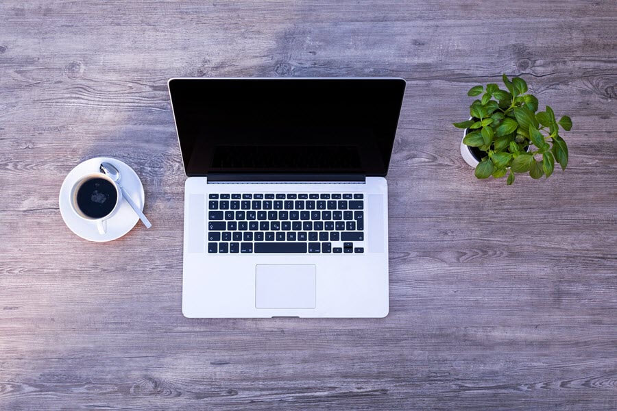 Is Mac better or Windows?